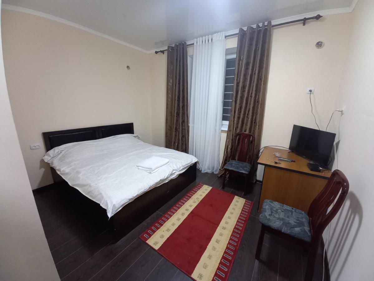 Adi Hotel Biškek Exteriér fotografie