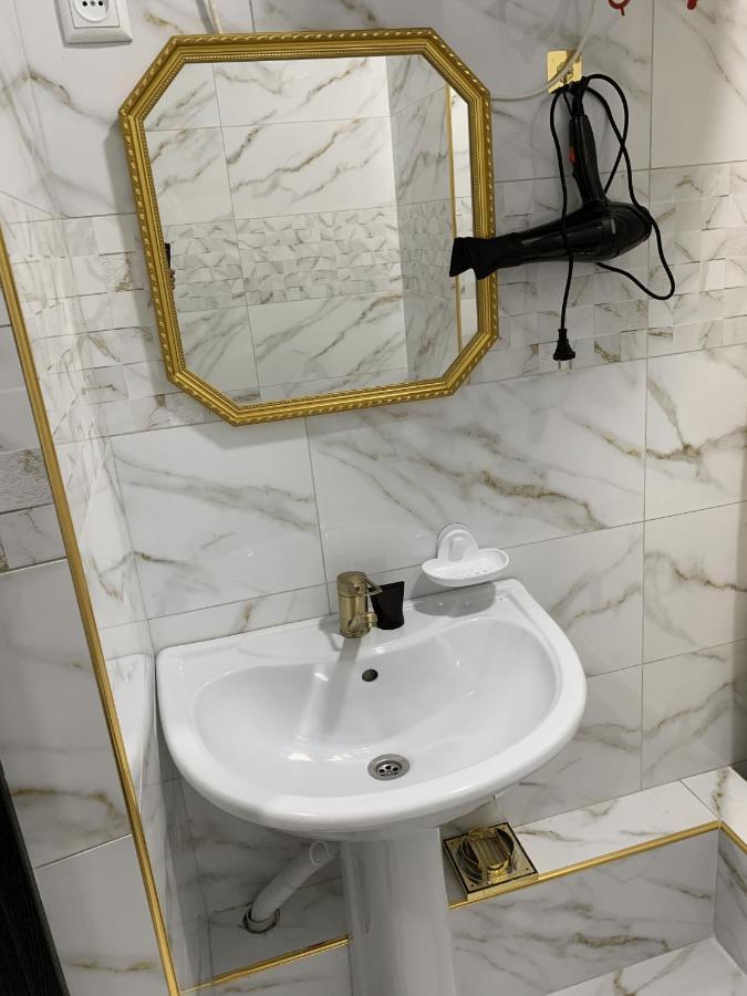 Adi Hotel Biškek Exteriér fotografie